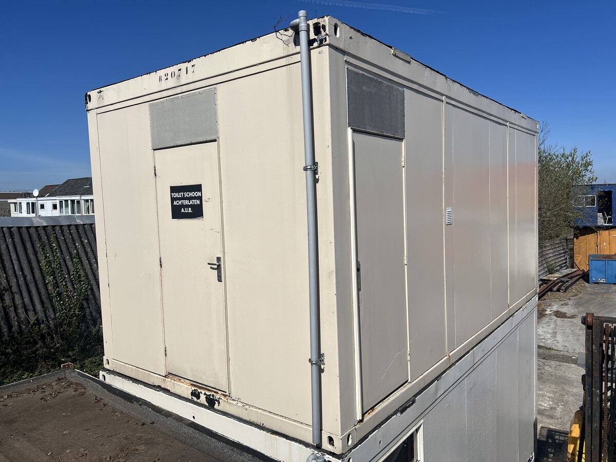 Afbeelding bij Toilet unit / Sanitairunit 